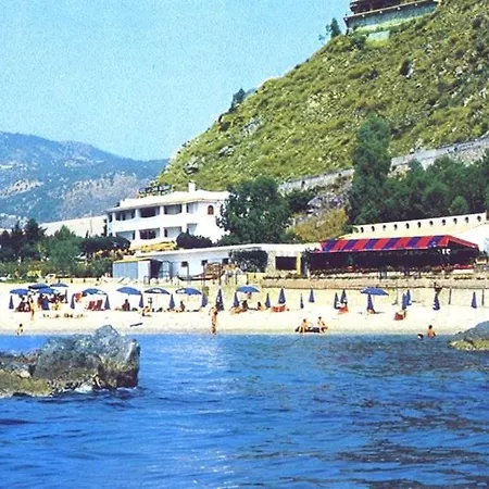Hotel La Giara 3*