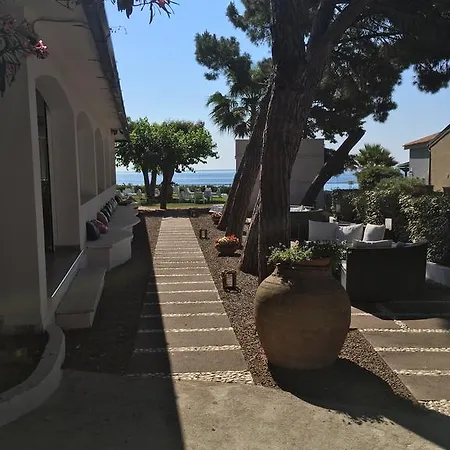 La Giara 3*